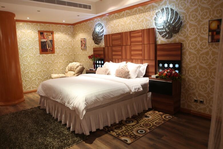 Madareem Crown Hotel