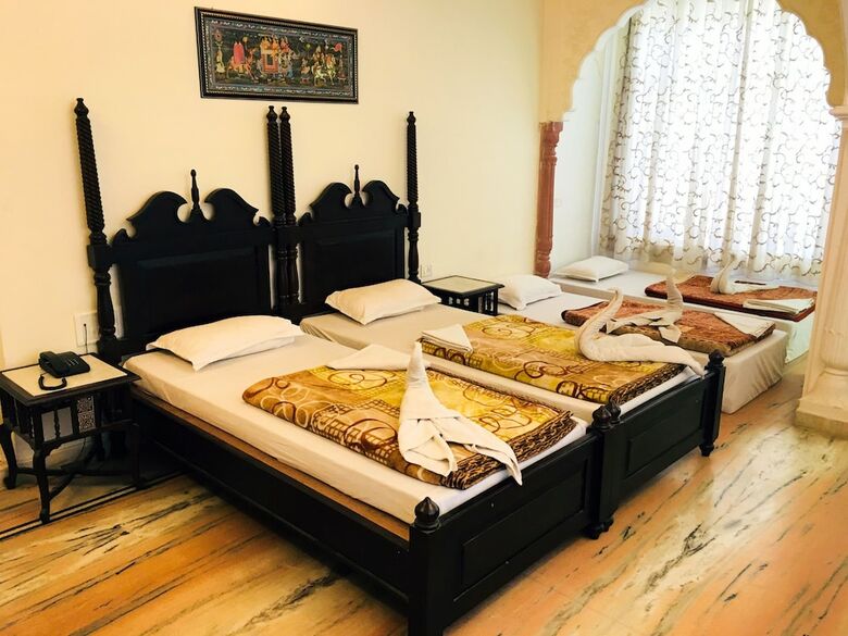Hotel Krishna Palace