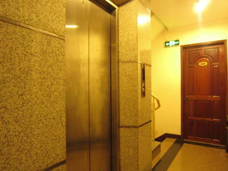 Ava 2 Hotel