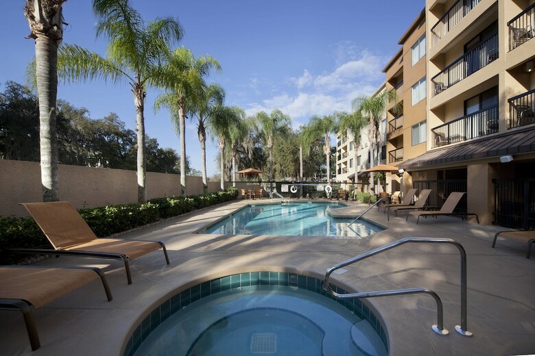 Hotel Courtyard By Marriott Orlando East/ucf Area