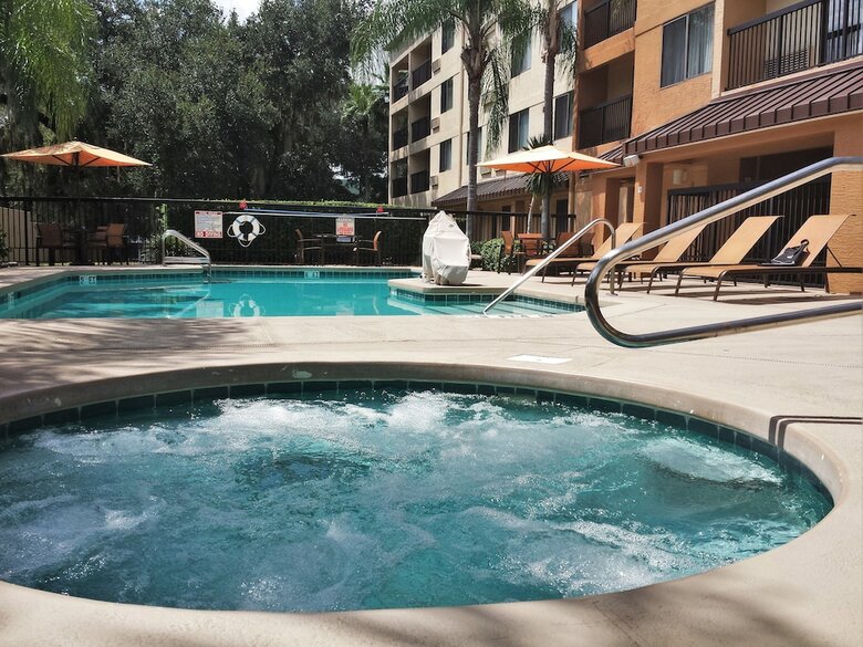 Hotel Courtyard By Marriott Orlando East/ucf Area