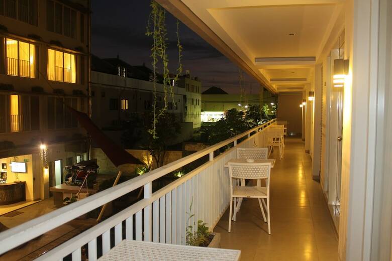 Losari Sunset Hotel