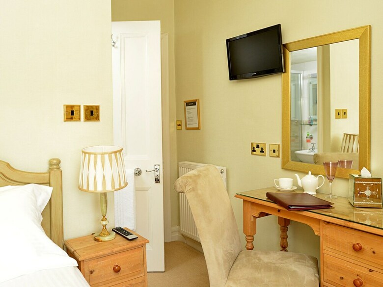 Bed & Breakfast Oakfold House