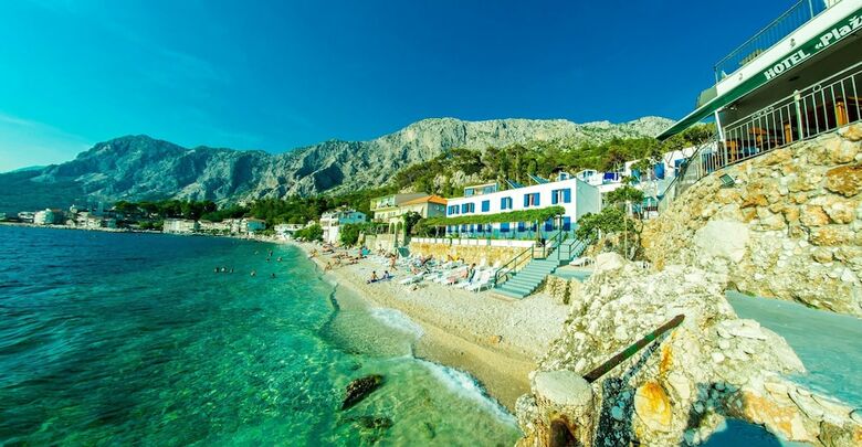 Beach Hotel
