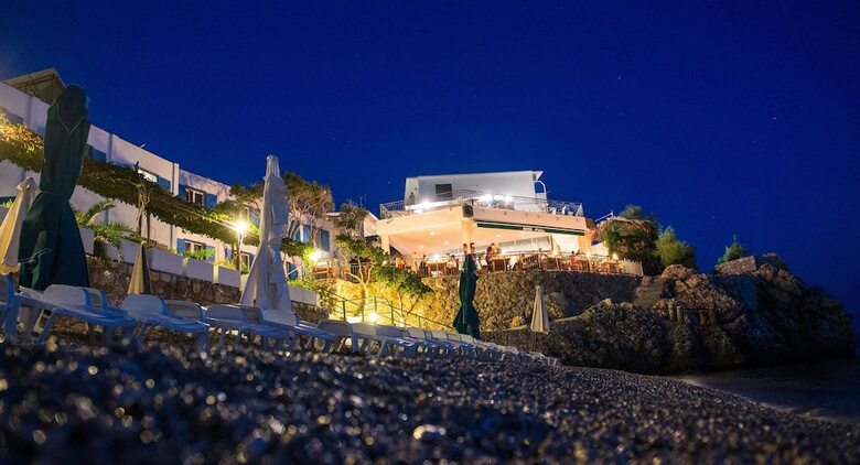 Beach Hotel