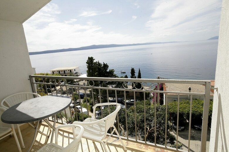 Beach Hotel