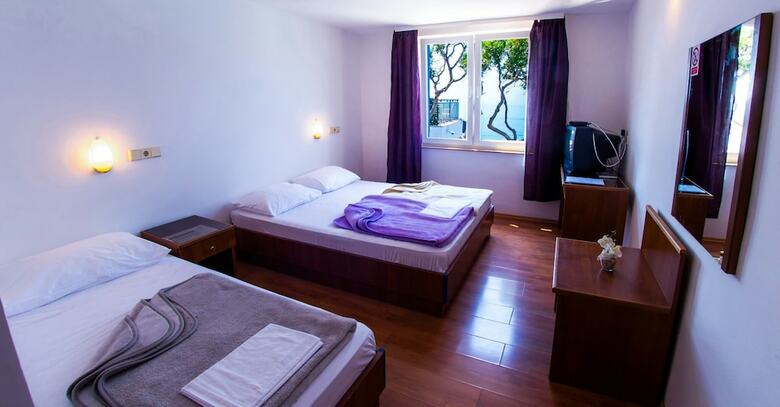 Beach Hotel