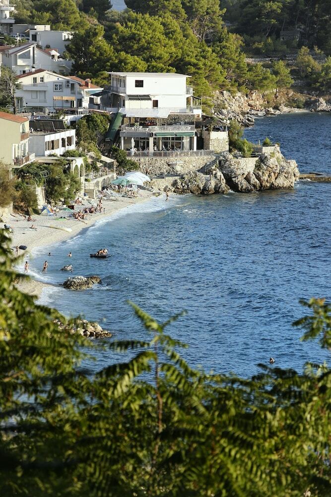 Beach Hotel