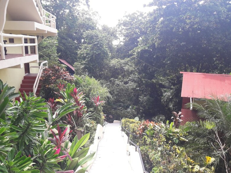 Hotel La Colina