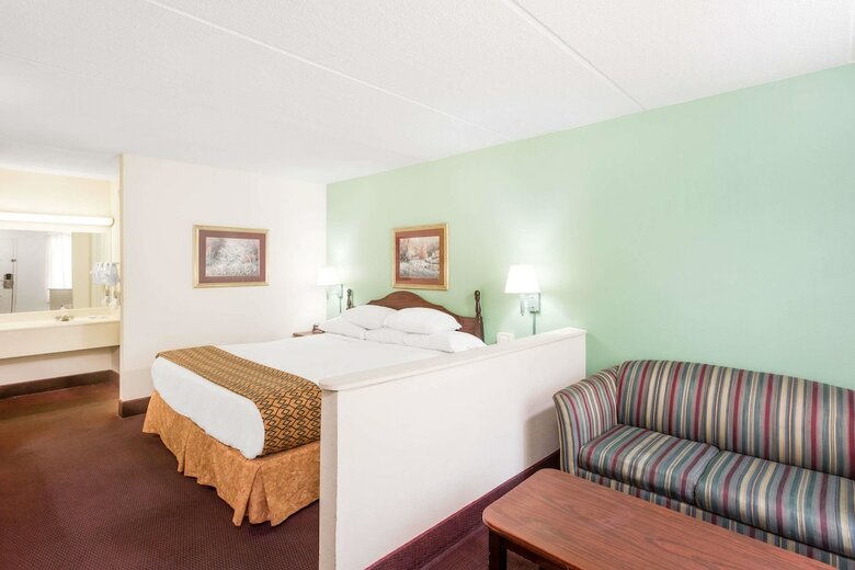 Hotel Days Inn By Wyndham Lavonia