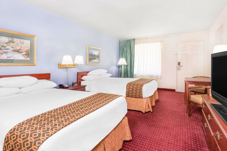 Hotel Days Inn By Wyndham Lavonia