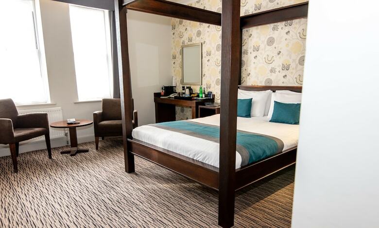 The Kingscliff Hotel