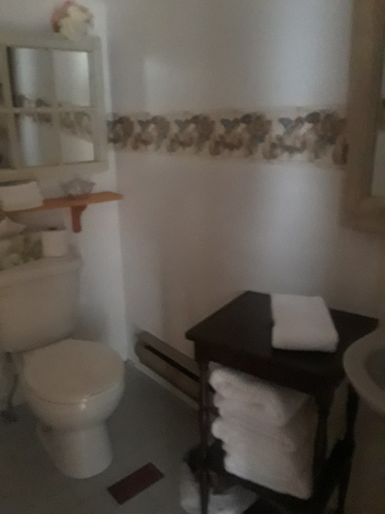 Auberge Bonne Nuit-bonjour Bed & Breakfast