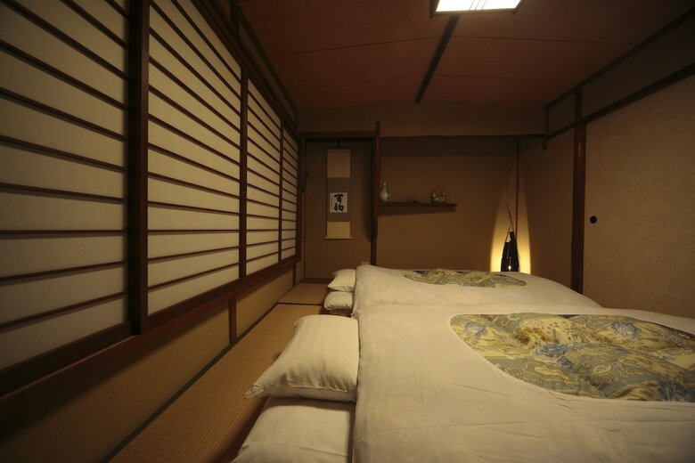 Gion-kinpyo