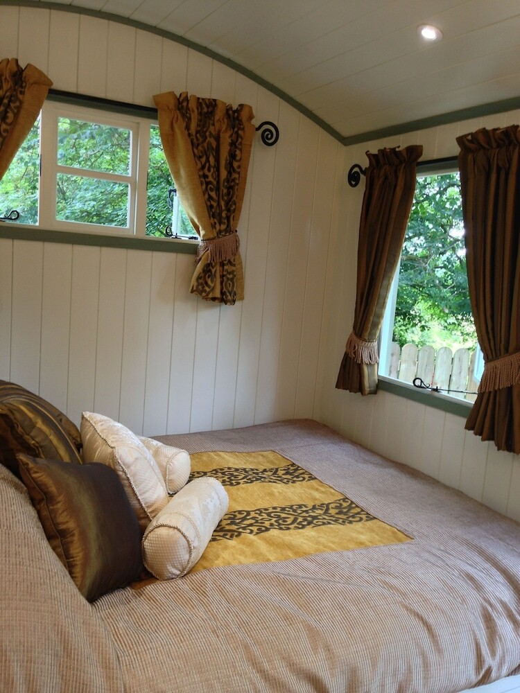 Apartamentos Posh Huts