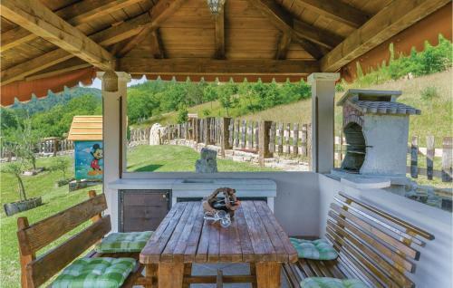 Holiday Home Gologoricki Dol 32