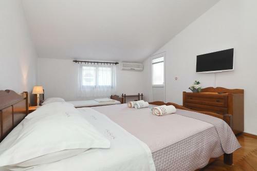Apartments Vedrana