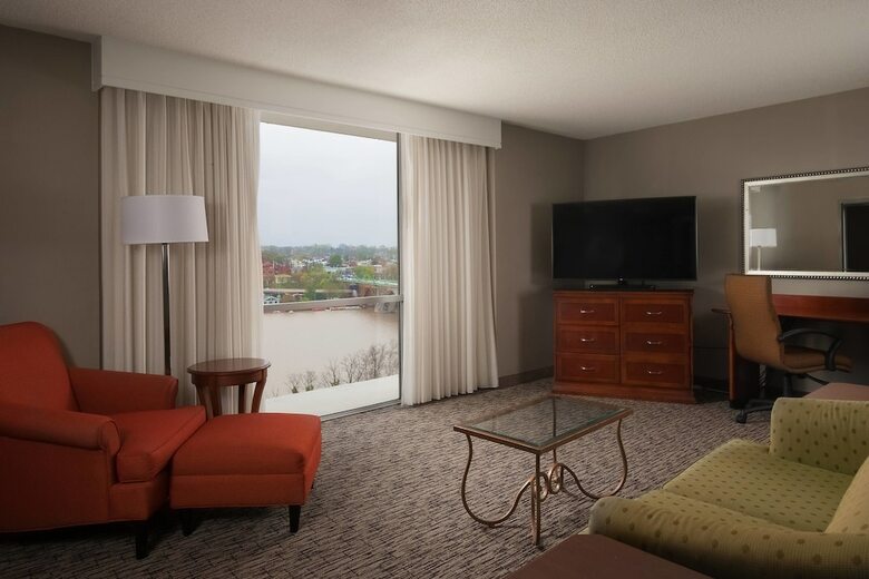 Hotel Key Bridge Marriott