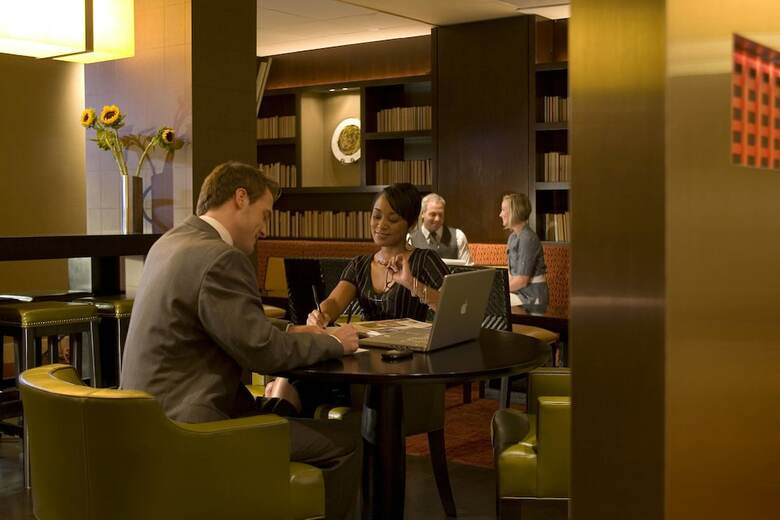 Hotel Key Bridge Marriott