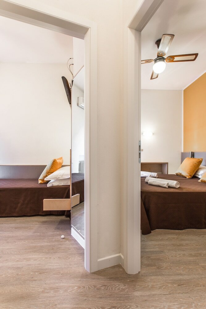 Hotel Antares