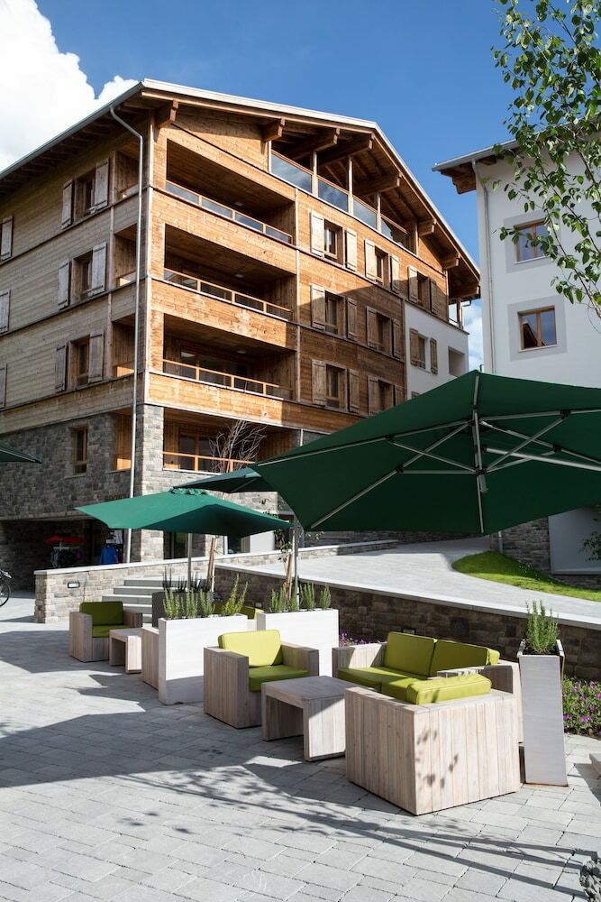 Aparthotel Priva Alpine Lodge Lenzerheide