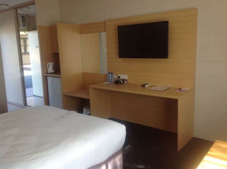 Foreshore Motor Inn