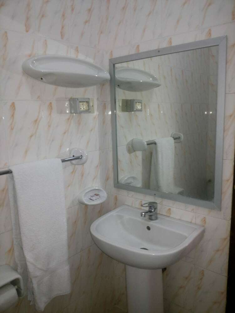 Iris Hotel