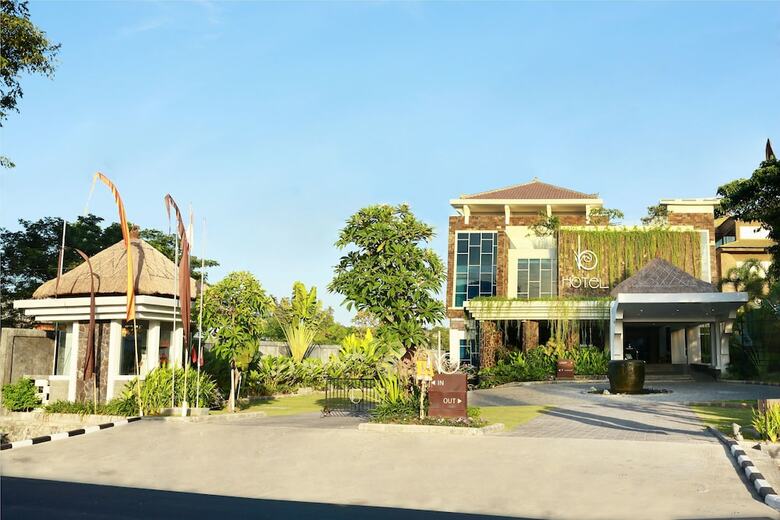 B Hotel Bali & Spa