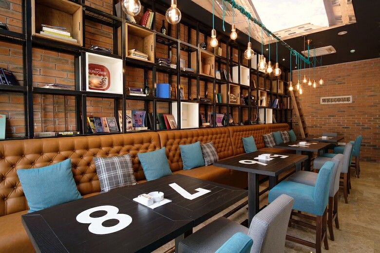 Sl Industry Hotel