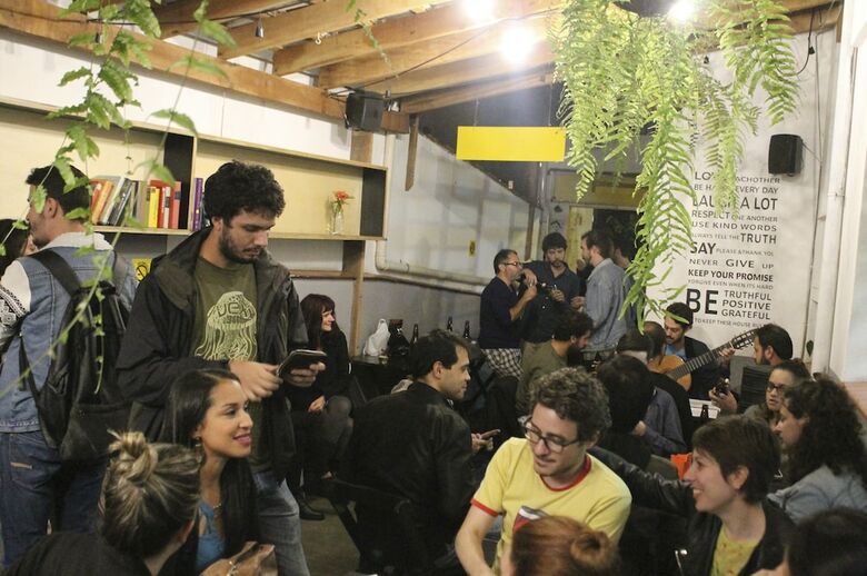 Hostal Caf� Hostel