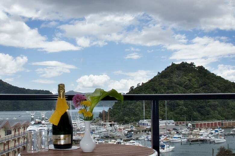 Harbour View Motel