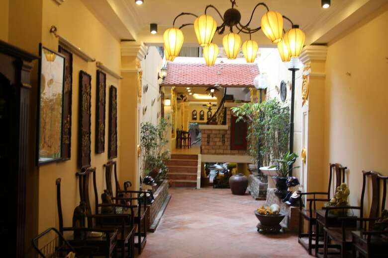 Classic Street Hotel