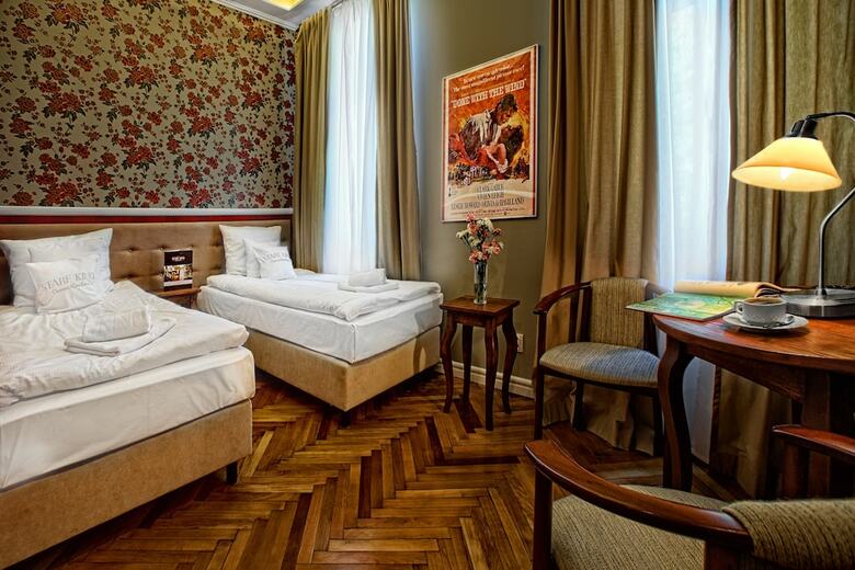 Hotel Stare Kino- Cinema Residence