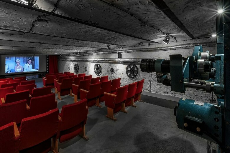 Hotel Stare Kino- Cinema Residence