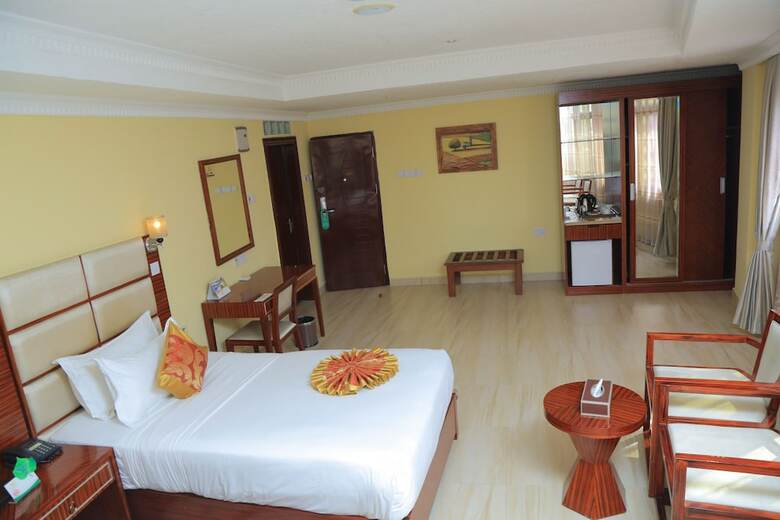 Tiffany Diamond Hotels