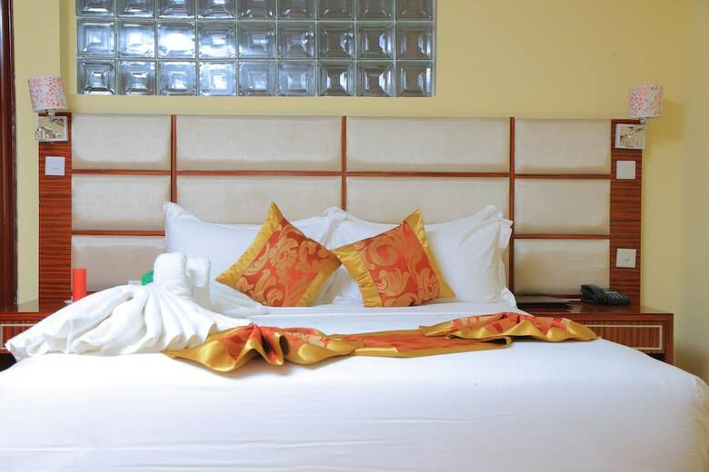 Tiffany Diamond Hotels