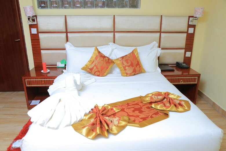 Tiffany Diamond Hotels