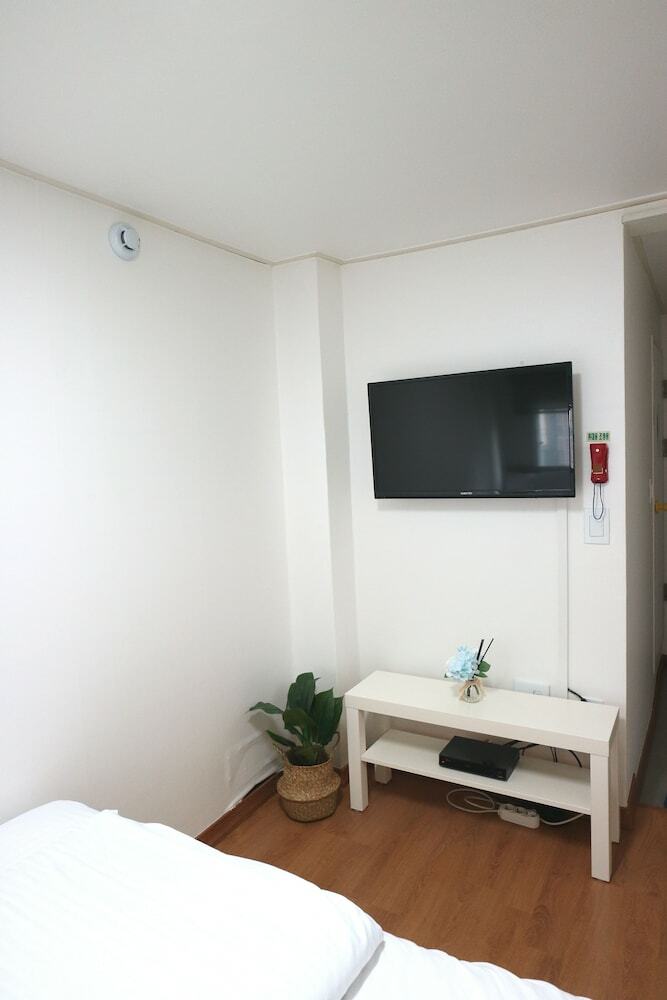 Hotel 24guesthouse Seoul Station