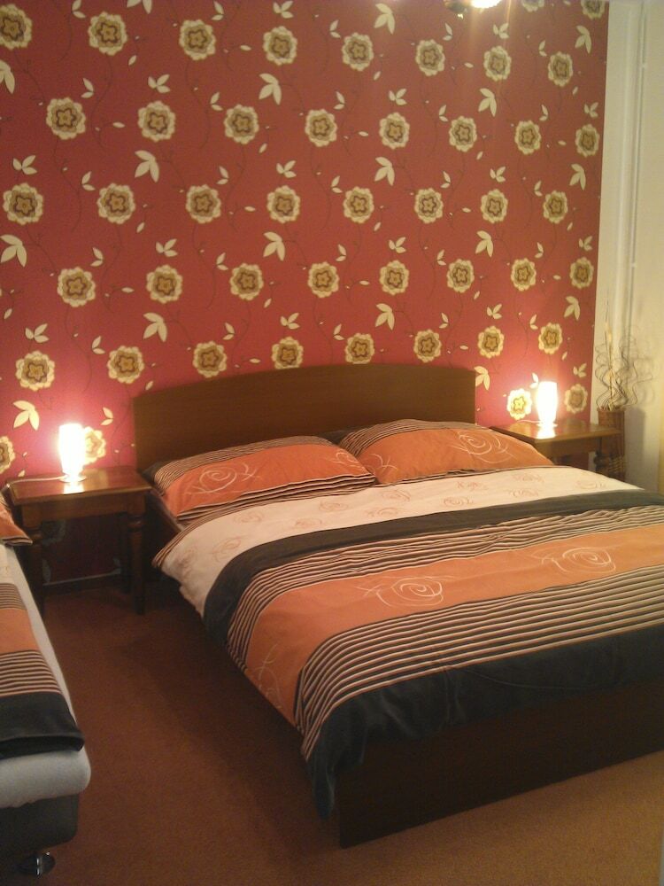 Hotel Penzion Laura