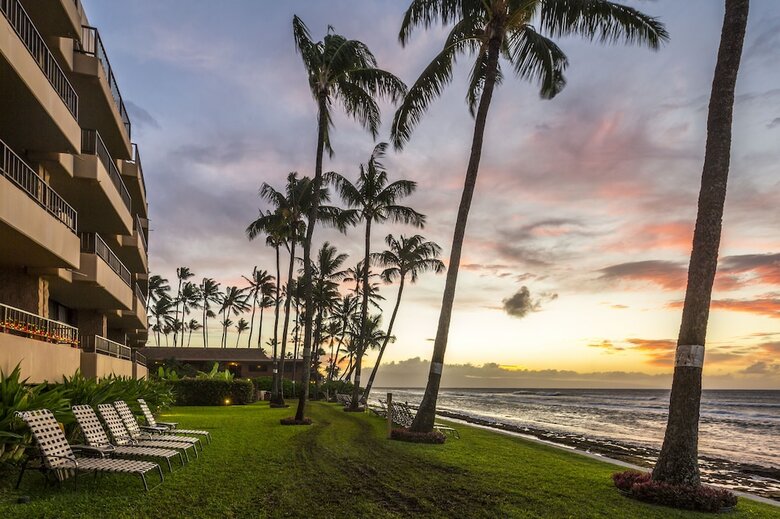 Castle Paki Maui