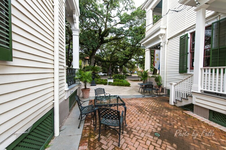 Bed & Breakfast Degas House