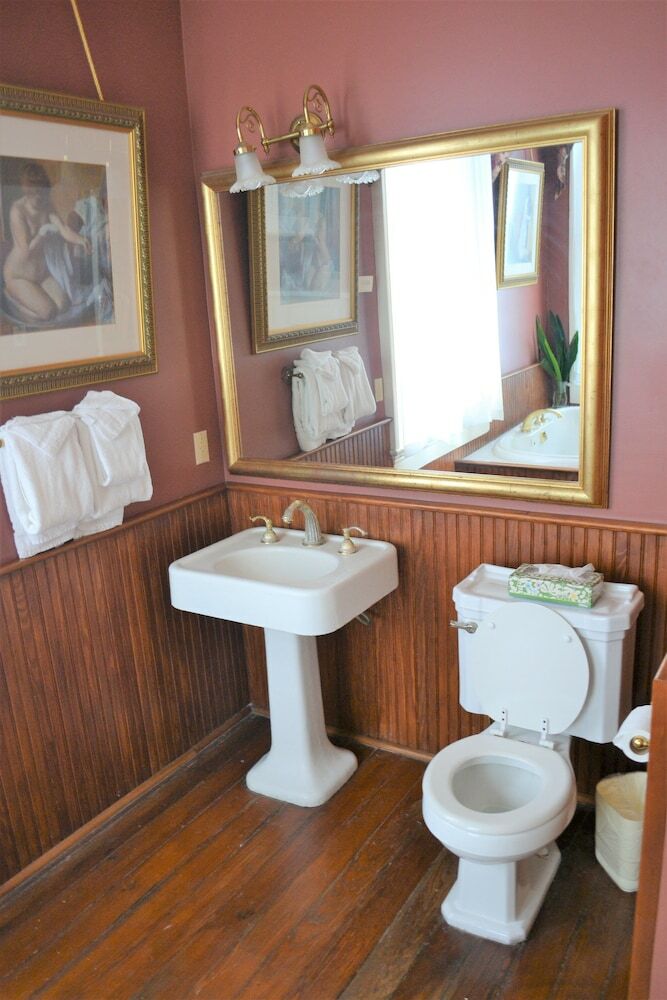 Bed & Breakfast Degas House