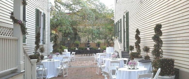 Bed & Breakfast Degas House