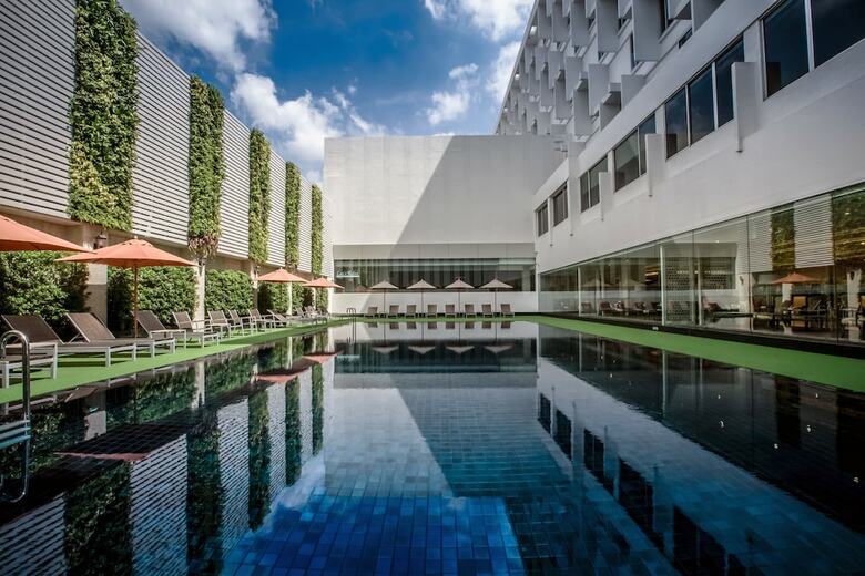 Mandarin Hotel Managed By Centre Point
