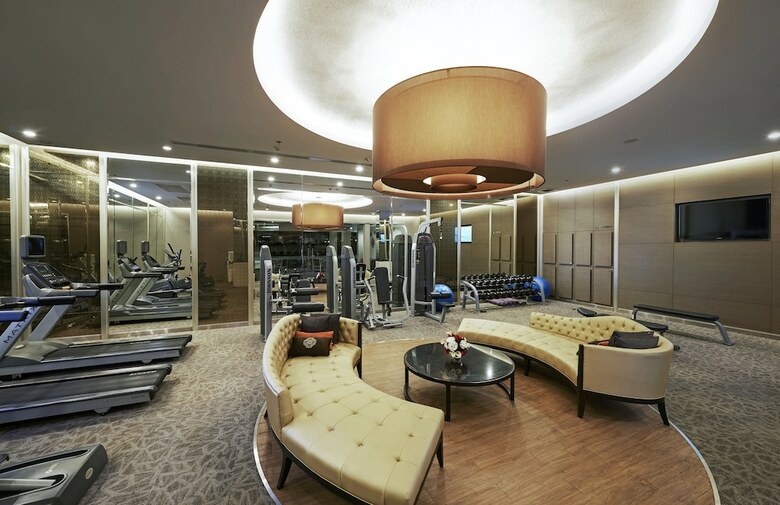 Mandarin Hotel Managed By Centre Point