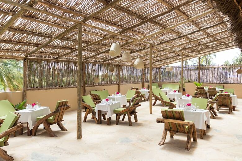 Hotel Reef & Beach Resort