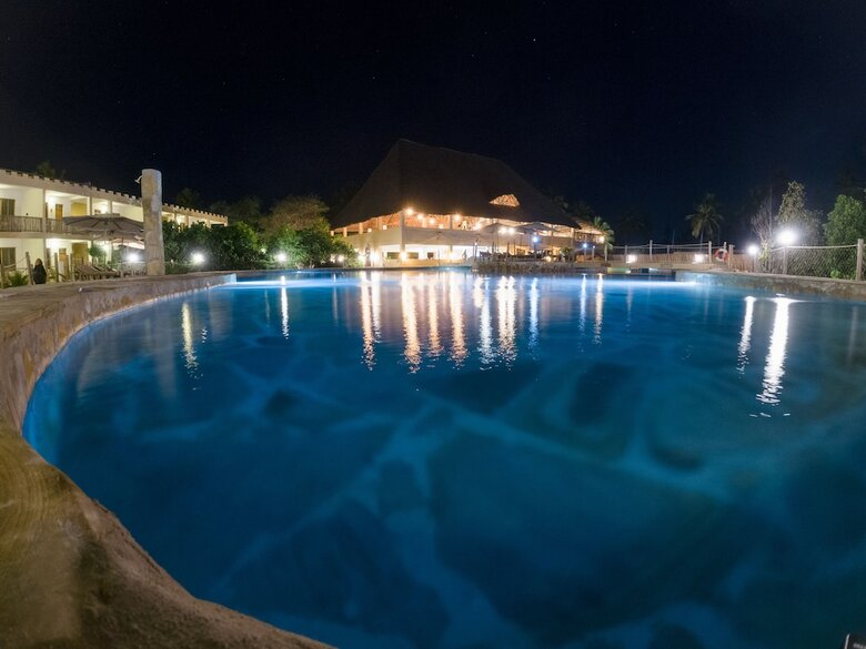 Hotel Reef & Beach Resort