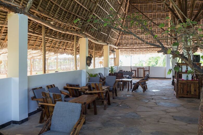 Hotel Reef & Beach Resort