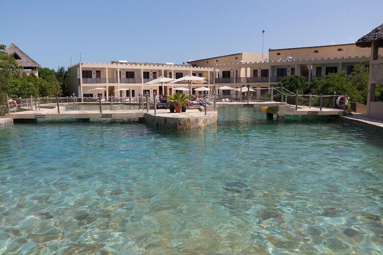 Hotel Reef & Beach Resort