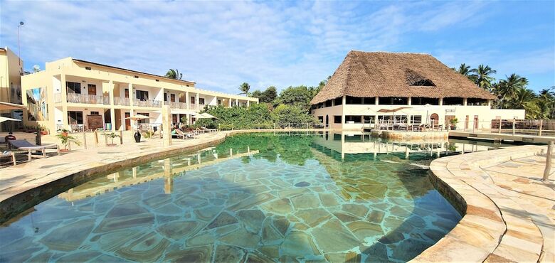 Hotel Reef & Beach Resort